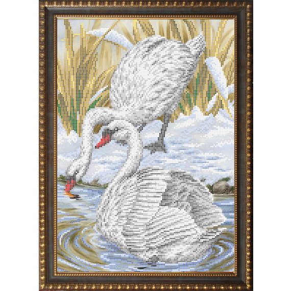 Рисунок на ткани "Лебеди"