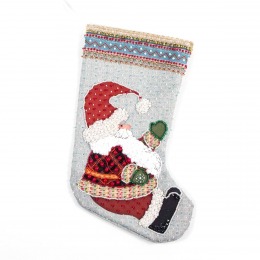 Набор для шитья и вышивания носочек "Дедушка Мороз"