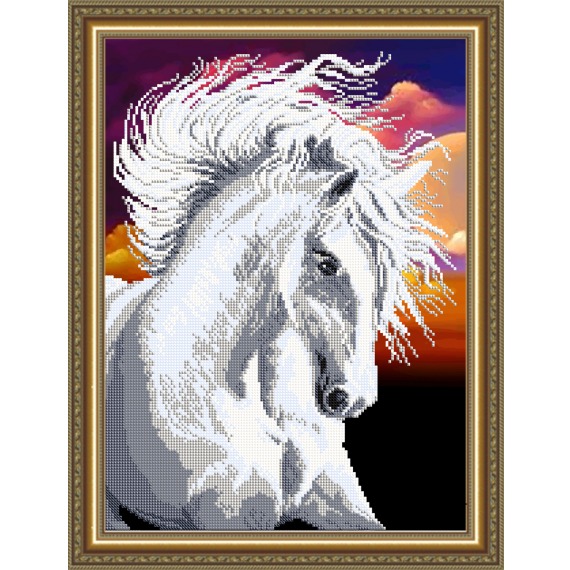 Рисунок на ткани "Белая лошадь"