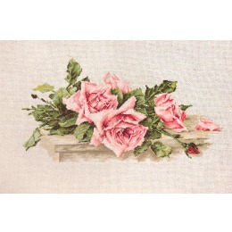 Набор для вышивания крестом "Розовые розы"