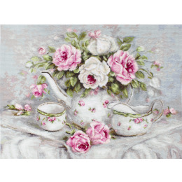 Набор для вышивания "Чайный сервиз и розы"