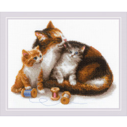 Набор для вышивания крестом "Кошка с котятами"