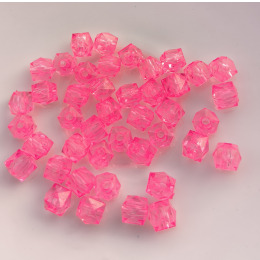 Бусины граненые квадратные 10 мм цвет прозрачный розовый уп.500 гр.