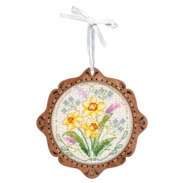 Вышивка крестом на деревянной основе "Миниатюра. Весенние цветы"